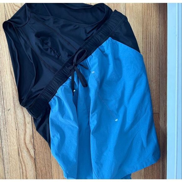 On cloud men’s focus short blue size XL - Picture 3 of 4